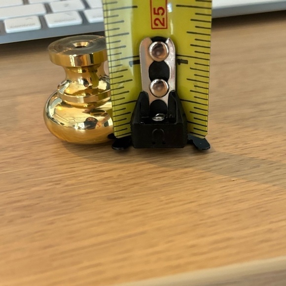 Set of 2 cabinet door knobs Solid brass. New - Picture 8 of 9